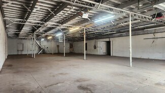 Plus de détails pour 1613 Texas St, Vernon, TX - Industriel à louer