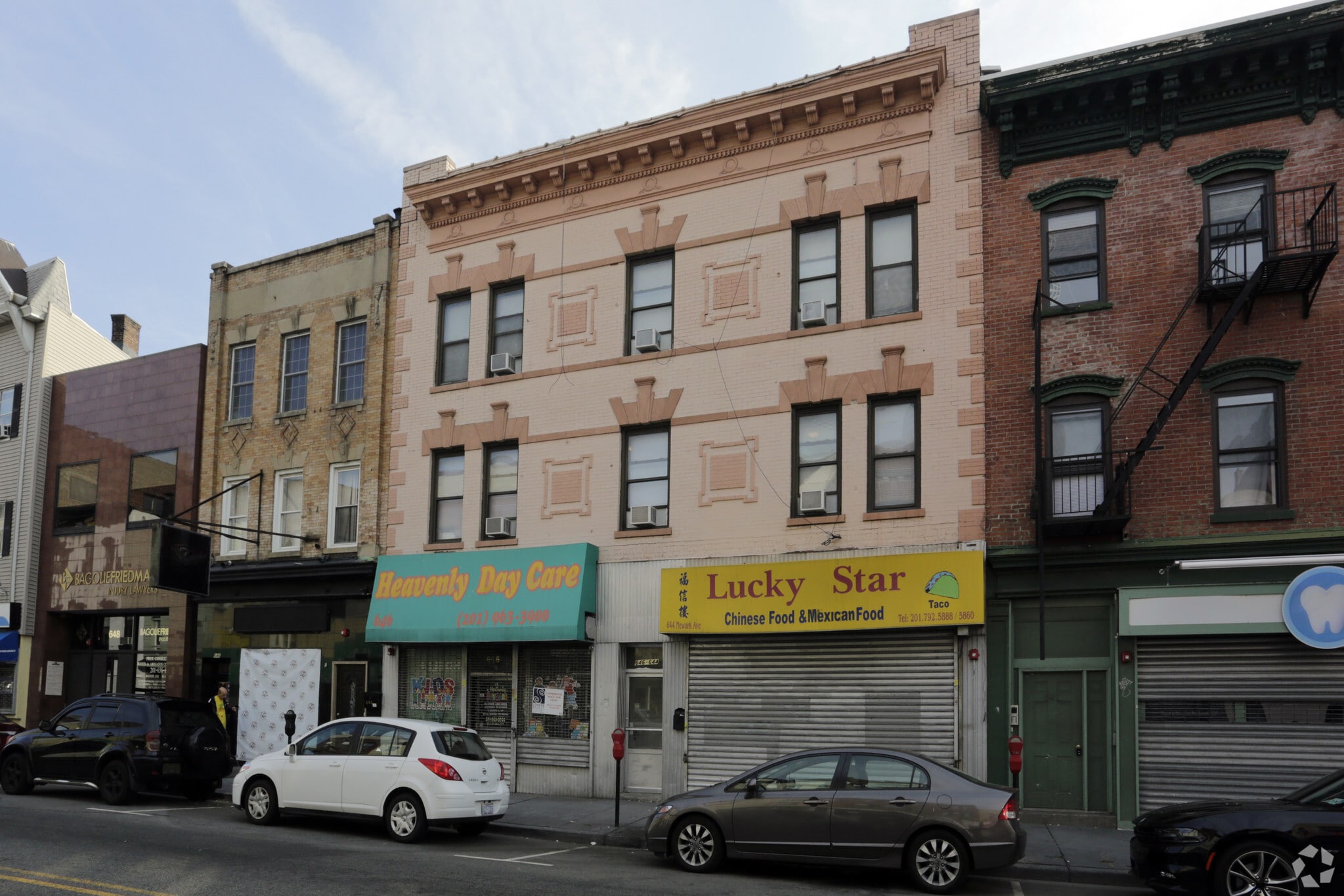 646 Newark Ave, Jersey City, NJ à louer Photo principale- Image 1 de 44