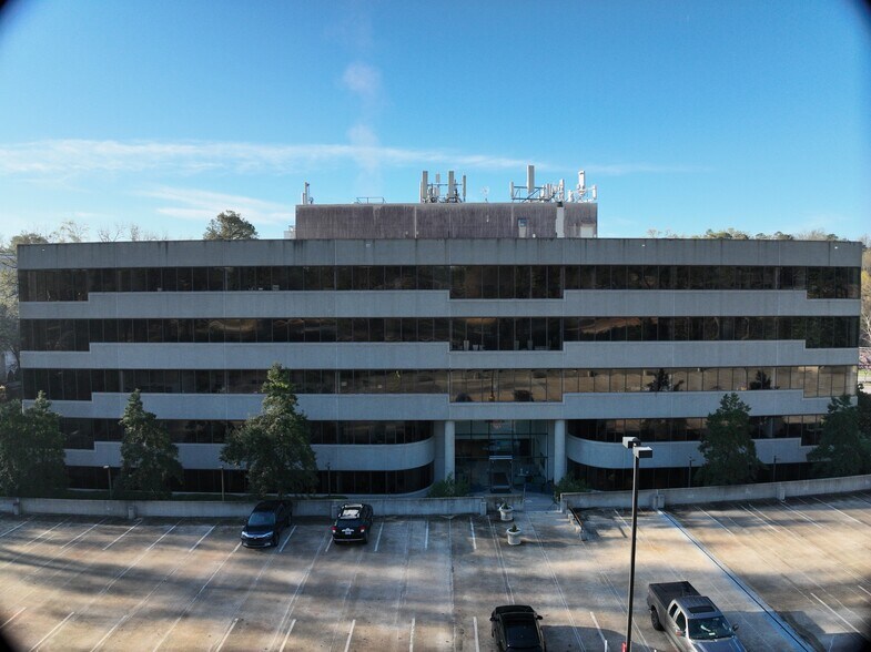 2626 Glenwood Ave, Raleigh, NC à louer - Communauté Matterport - Image 3 de 13