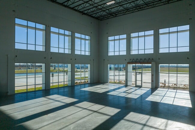 Plus de détails pour 9997 Mississippi St, Crown Point, IN - Industriel à louer