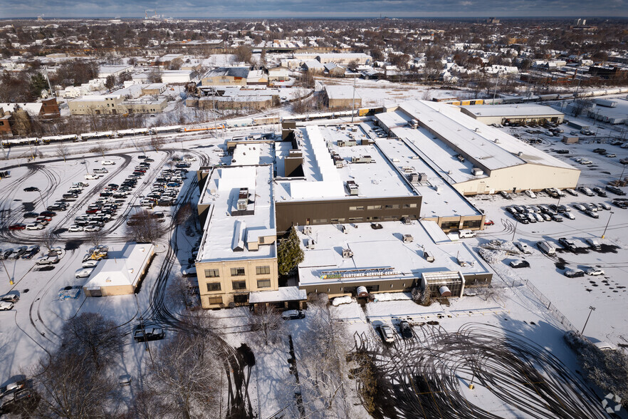 400 West Ave, Rochester, NY for lease - Primary Photo - Image 1 of 24