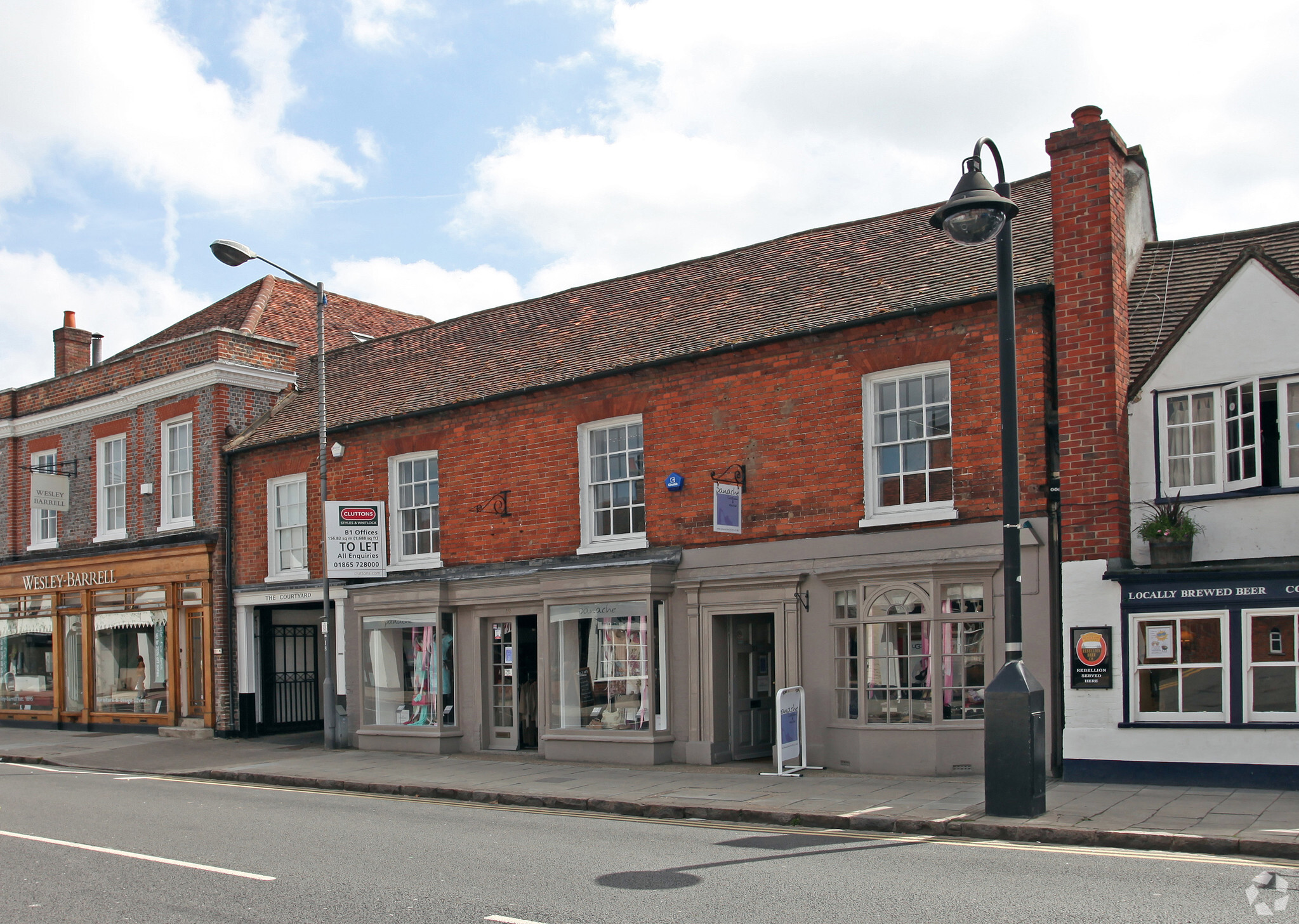 19 West St, Marlow for sale Primary Photo- Image 1 of 1