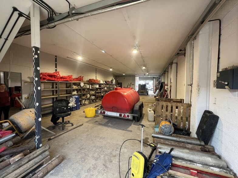 Ackworth Rd, Portsmouth for sale - Building Photo - Image 3 of 15