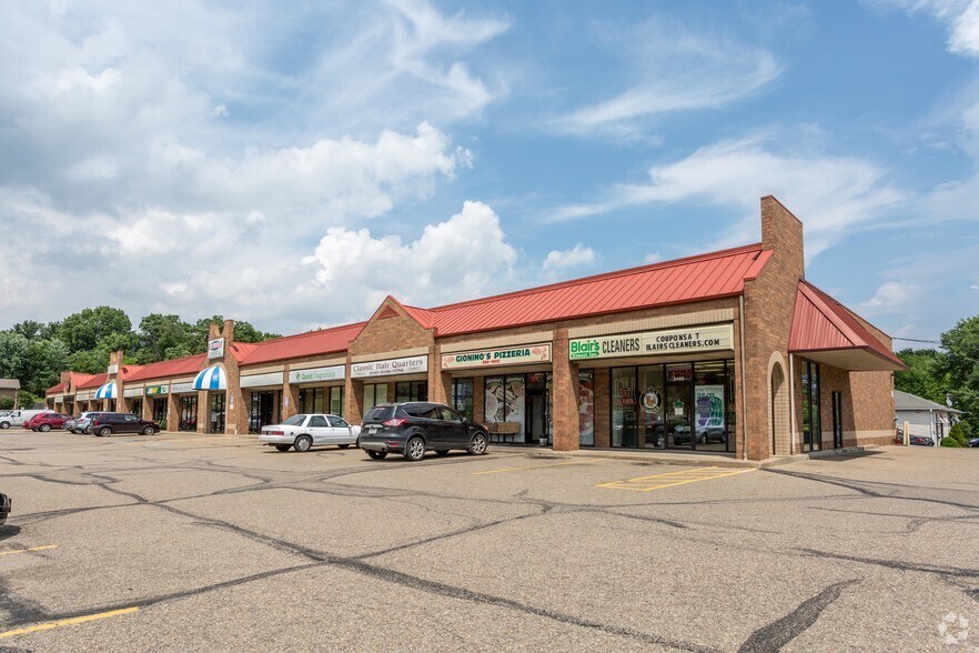 3459-3485 Massillon Rd, Green, OH à louer - Photo principale - Image 1 de 3