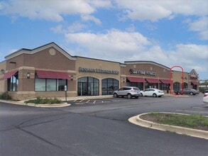 11609 Catalpa Ln, Woodstock, IL for lease Building Photo- Image 1 of 4