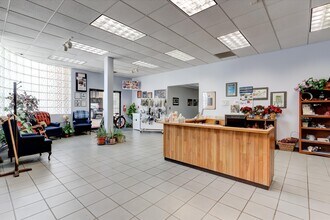 1059 E Tri County Blvd, Oliver Springs, TN for lease Interior Photo- Image 2 of 16