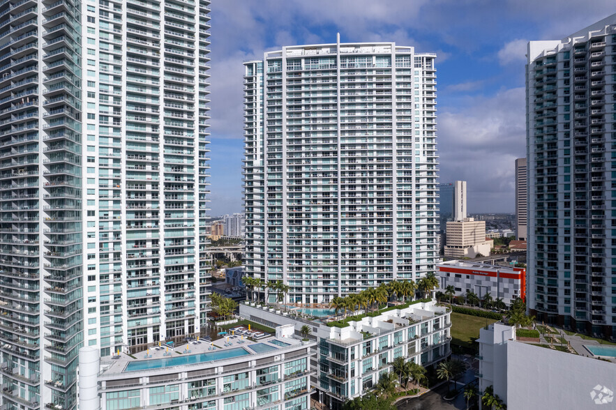 90 SW 3rd St, Miami, FL for sale - Aerial - Image 3 of 5