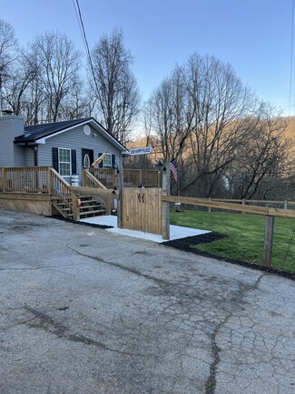 Plus de détails pour 3119 W State St, Bristol, TN - Flex à vendre