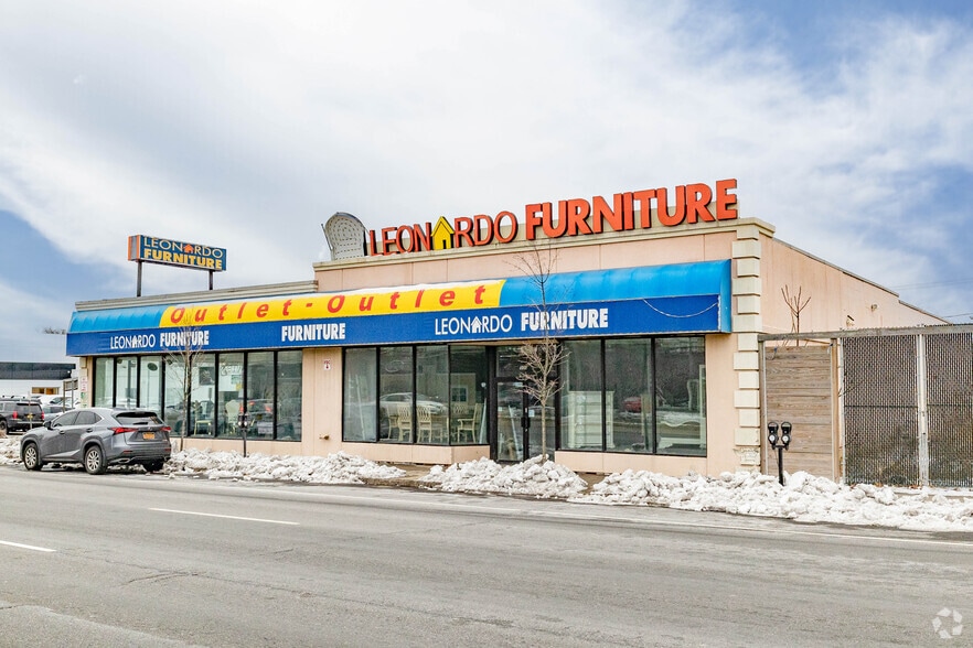 500 Sunrise Hwy, Rockville Centre, NY for sale - Building Photo - Image 2 of 14