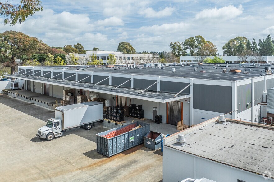 4550 Norris Canyon Rd, San Ramon, CA à louer - Photo du bâtiment - Image 3 de 9