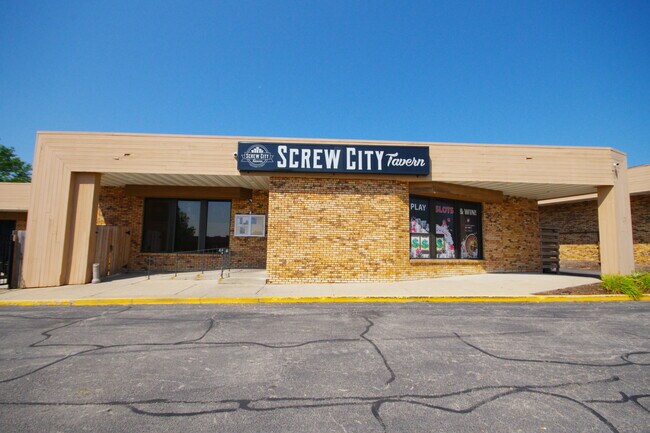 Plus de détails pour 4412 Manchester Dr, Rockford, IL - Commerce de détail à vendre