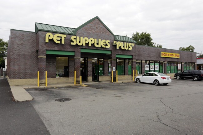 Plus de détails pour 1748 N Harlem Ave, Elmwood Park, IL - Commerce de détail à vendre