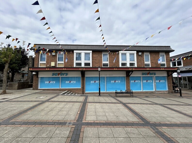 St Marys Way, Thornbury à louer - Photo du bâtiment - Image 2 de 5