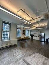 2 N Riverside Plz, Chicago, IL for lease Interior Photo- Image 2 of 10