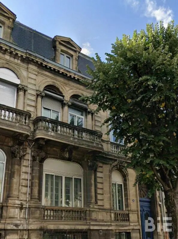Office in Bordeaux for sale Building Photo- Image 1 of 12