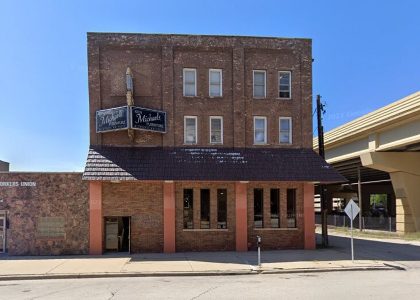 423 N 3rd, Milwaukee, WI for sale - Building Photo - Image 3 of 11