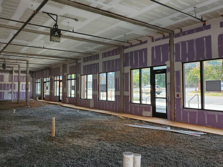 30 S Clayton St, Lawrenceville, GA à louer - Photo du bâtiment - Image 2 de 7