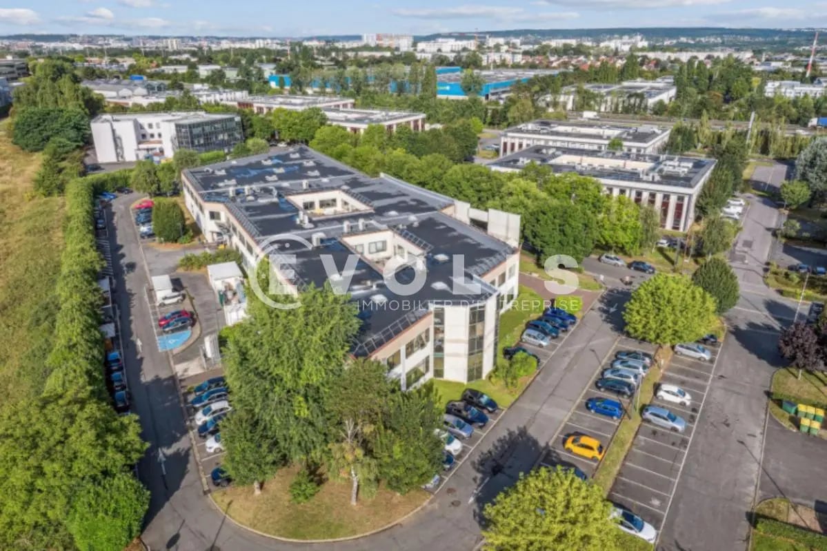 Flex in Antony for lease Aerial- Image 1 of 9