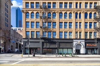 249-259 S Broadway, Los Angeles, CA à louer Photo intérieure- Image 1 de 13