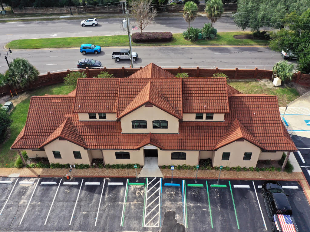 85 Bay Bridge Dr, Gulf Breeze, FL for lease Building Photo- Image 1 of 18