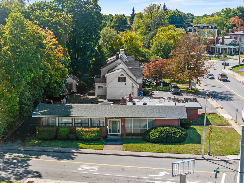 125 High St, Taunton, MA à vendre - Photo du b timent - Image 1 de 27