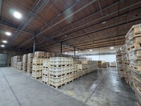 516 John St N, Aylmer, ON for lease Interior Photo- Image 2 of 12