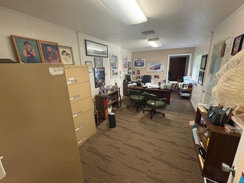 1262 Dr. Martin Luther King Jr St N, Saint Petersburg, FL for sale - Building Photo - Image 3 of 8