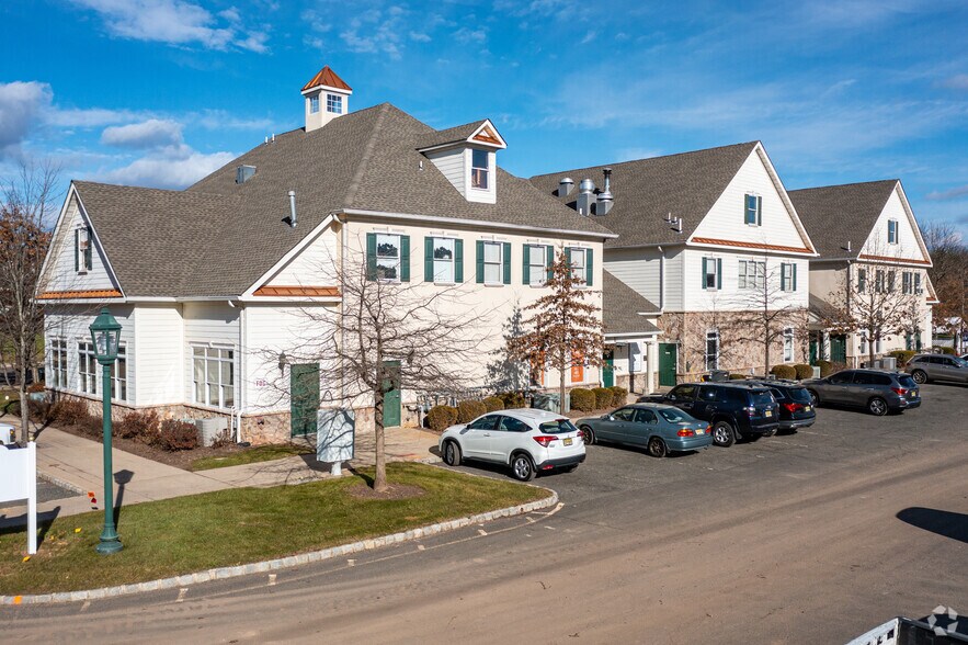 403 King George Rd, Basking Ridge, NJ à louer - Photo du bâtiment - Image 3 de 5