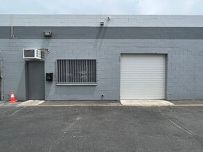 13026 Saticoy St, North Hollywood, CA for lease Interior Photo- Image 1 of 7