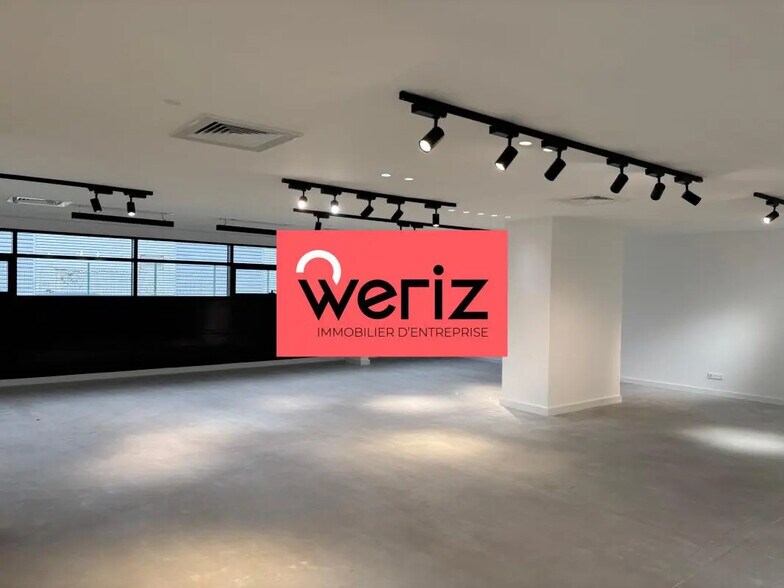 Bureau dans Marseille à louer - Photo du bâtiment - Image 1 de 12