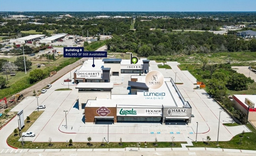 2709 Texas Ave, College Station, TX for lease Building Photo- Image 1 of 21
