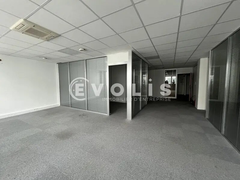 Office in Villiers-sur-Marne for sale Interior Photo- Image 1 of 11