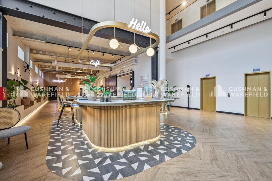 Bureau dans Issy-les-Moulineaux à louer - Hall d’entrée - Image 3 de 13