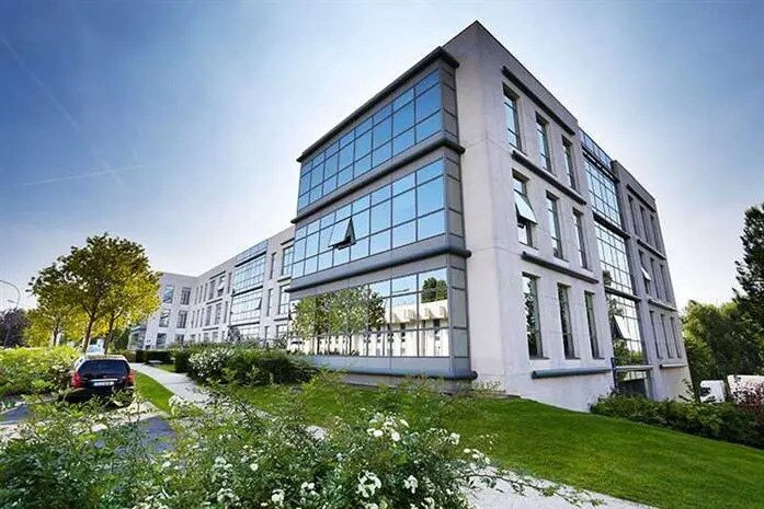 Office in Rungis for lease Building Photo- Image 1 of 6