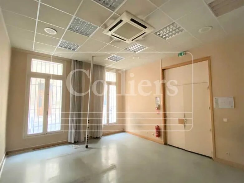 Bureau dans Marseille à vendre - Photo intérieure - Image 2 de 8