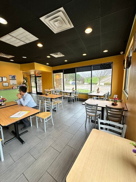 2500 Highway 121, Bedford, TX for sale - Interior Photo - Image 3 of 27