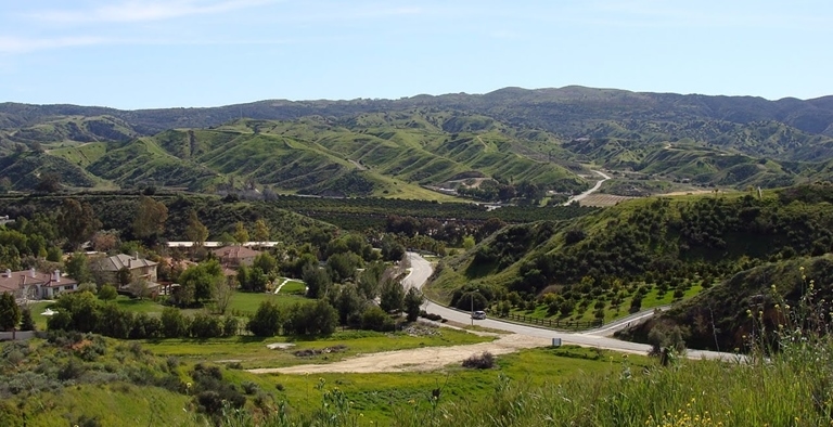 1975 Alessandro Rd, Redlands, CA for sale - Primary Photo - Image 1 of 1