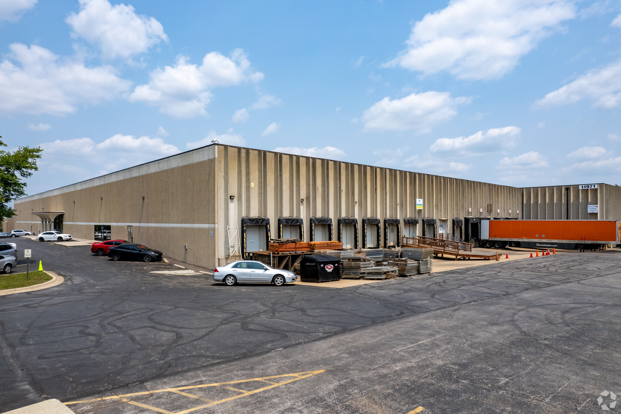 11971 Grandview Rd, Grandview, MO for lease Primary Photo- Image 1 of 11