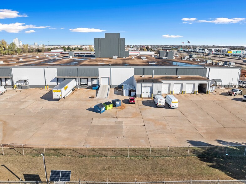 13131 Broadway Ext, Oklahoma City, OK à vendre - Photo du bâtiment - Image 2 de 2