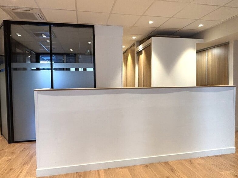Bureau dans Lyon à louer - Hall d’entrée - Image 3 de 5