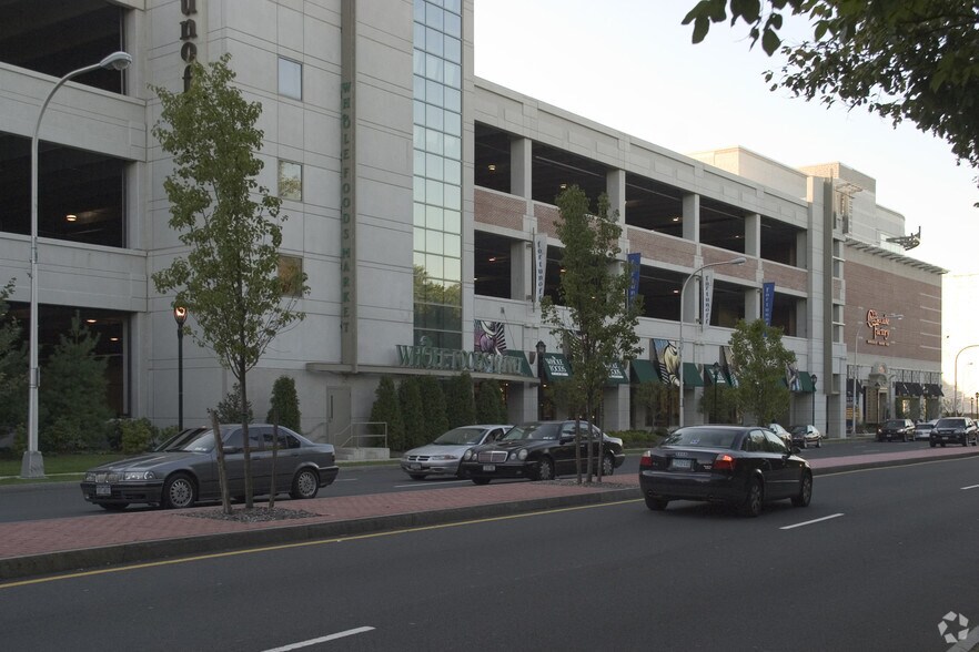 100 Bloomingdale Rd, White Plains, NY à louer - Autre - Image 2 de 25