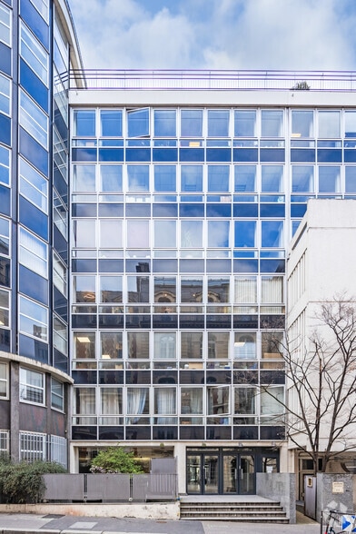 43 Rue De Naples, Paris for lease - Building Photo - Image 2 of 2