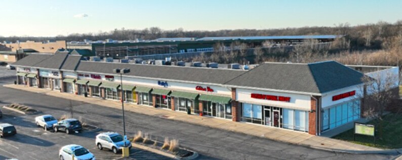 417 W IL Route 173, Antioch, IL à louer Photo du bâtiment- Image 1 de 9