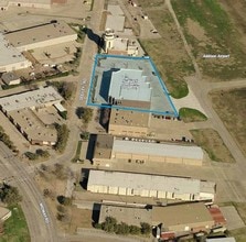 15900 Dooley Rd, Addison, TX - Aerial  map view