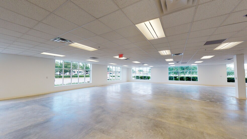 8408 Davis Blvd, North Richland Hills, TX à louer - Photo intérieure - Image 3 de 7