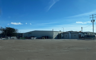 Plus de détails pour 101 E Chestnut St, Chilton, WI - Industriel à vendre