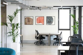 Plus de détails pour 65-75 Whitechapel Rd, Londres - Bureau à louer