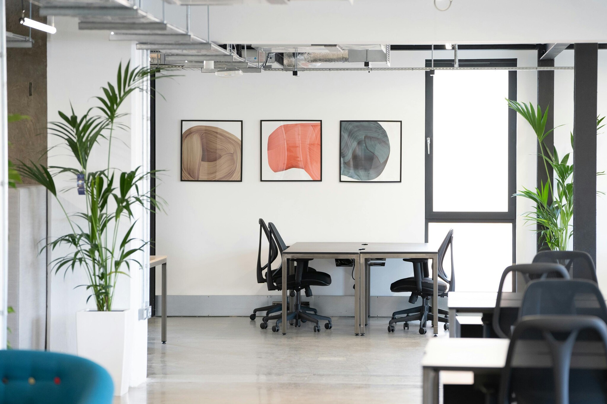 65-75 Whitechapel Rd, London for lease Building Photo- Image 1 of 12