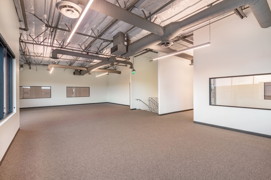 8905 E Del Camino Dr, Scottsdale, AZ for lease - Interior Photo - Image 3 of 5