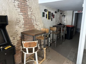 Retail in Madrid, Madrid for lease Building Photo- Image 2 of 5